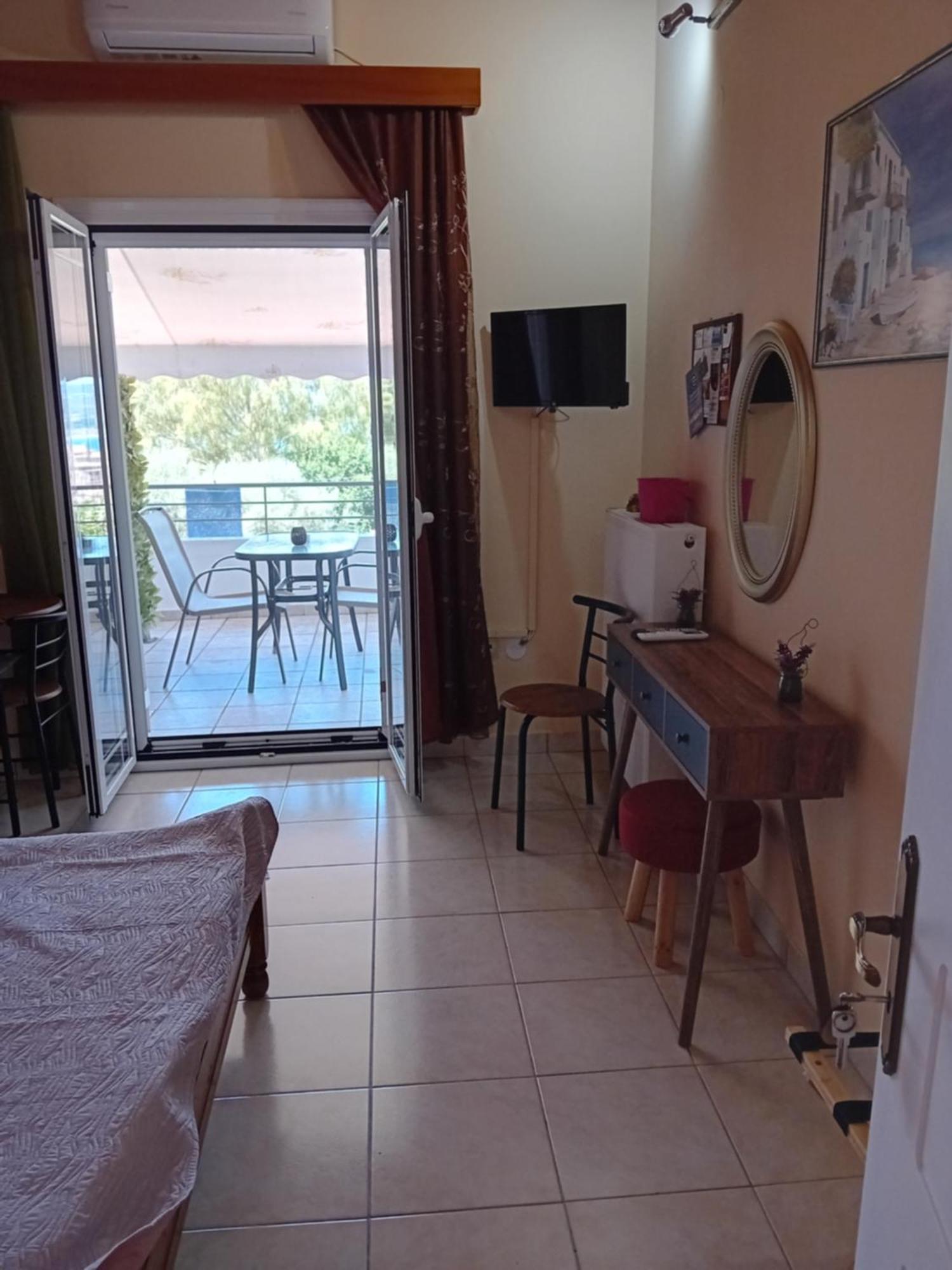 Valta'S Room 2 Palairos Экстерьер фото